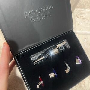 Josh Groban GEMS Wine Stopper Set